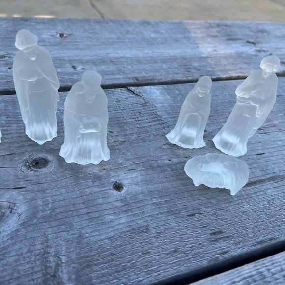 Holiday Vintage Frosted Glass 6 Piece Nativity Set Poshmark
